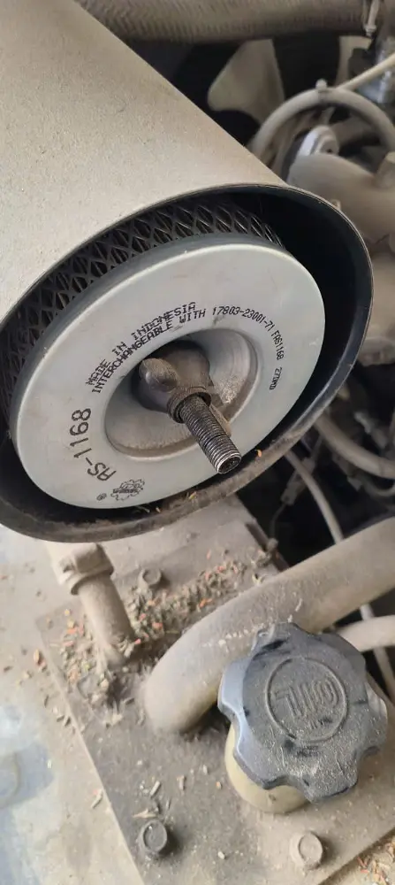 Dầu Hộp Số Xe Nâng Bao Lâu Phải Thay? Kinh Nghiệm Cho Doanh Nghiệp Bắc Giang Giúp Xe Hoạt Động Bền Bỉ